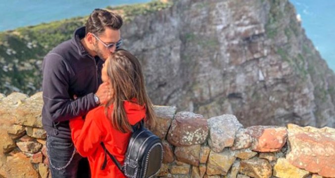 Ünlü Futbolcu Hakan Çalhanoğlu Boşanmak Üzere Olduğu Eşiyle Barıştı