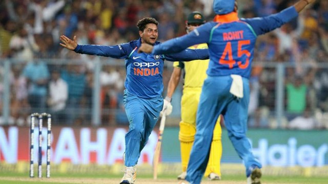 India vs Australia 1st T20I : Kuldeep Yadav Sents Aaron Finch To Dressing Room At 42 Runs| Oneindia
