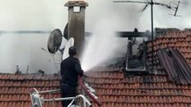 5 katlı apartmanın çatısında yangın - SİVAS