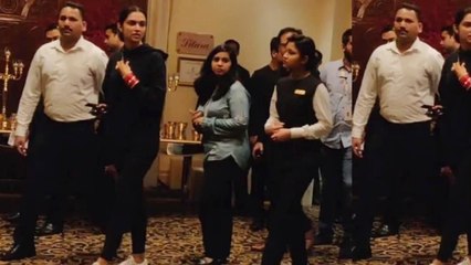 Deepika - Ranveer Reception: Deepika spotted arrives at venue to check preparations | FilmiBeat