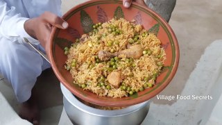 Matar Chicken Pulao Recipe - Village Style by Mubashir Saddique - Village Food Secrets