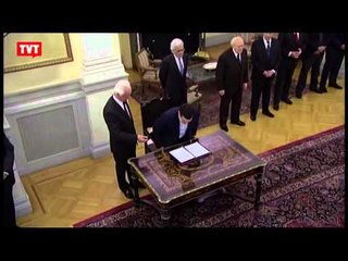 Esquerda assume governo grego e rumo do país é incerto.