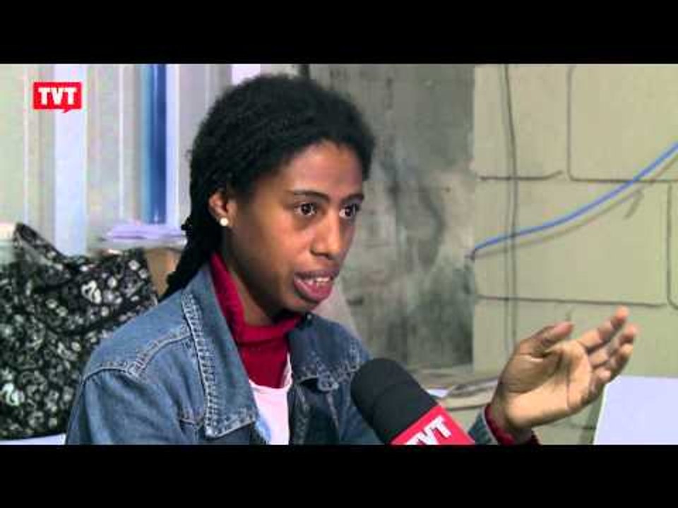 Catadora de materiais recicláveis de Mauá escreve livros de poesia.