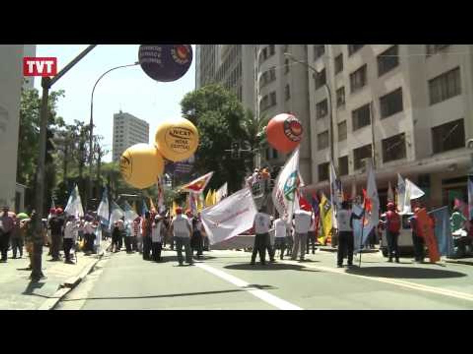 Centrais sindicais fazem atos em defesa de direitos trabalhistas