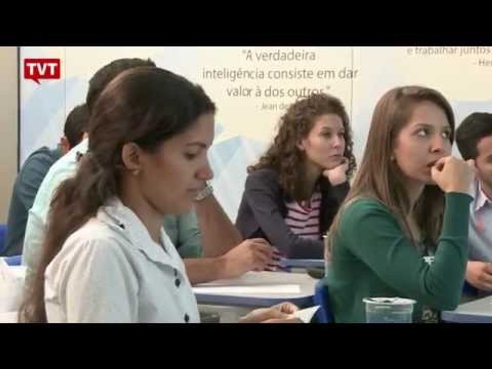 Turismo industrial leva estudantes para dentro das fábricas