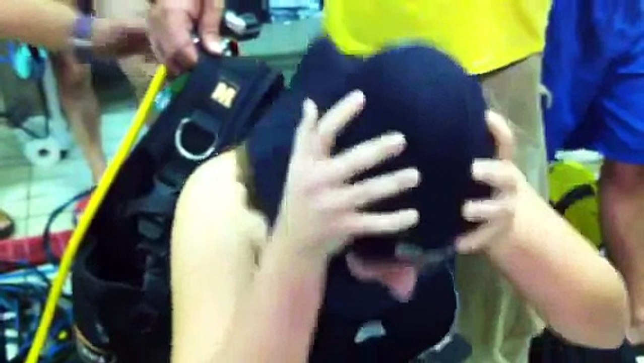 Prova casco Kirby Morgan 2