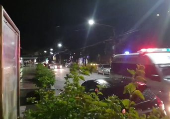 Ambulances Rush to Pier After Tourist Boat Capsizes in Phuket, Thailand
