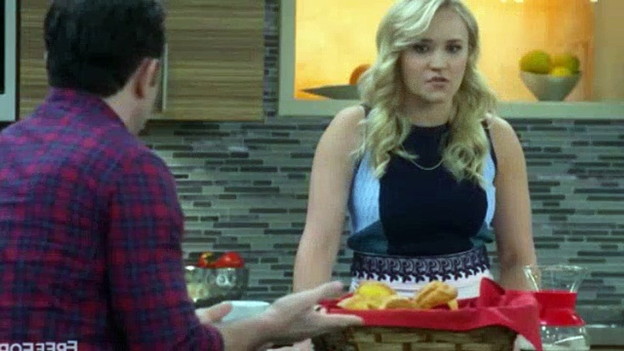 Young and Hungry S03E06 - Young & Rachael Ray