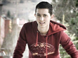 Anne, Oğlunun Cenazesinden 3 Saat Sonra Kalp Krizi Geçirip Öldü