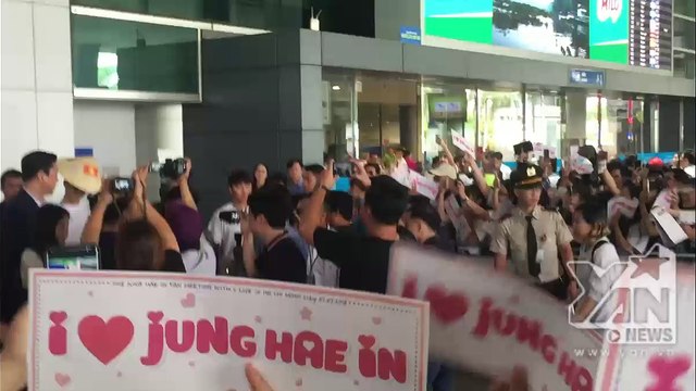 Jung Hae In tại sân bay Tân sơn nhất 1