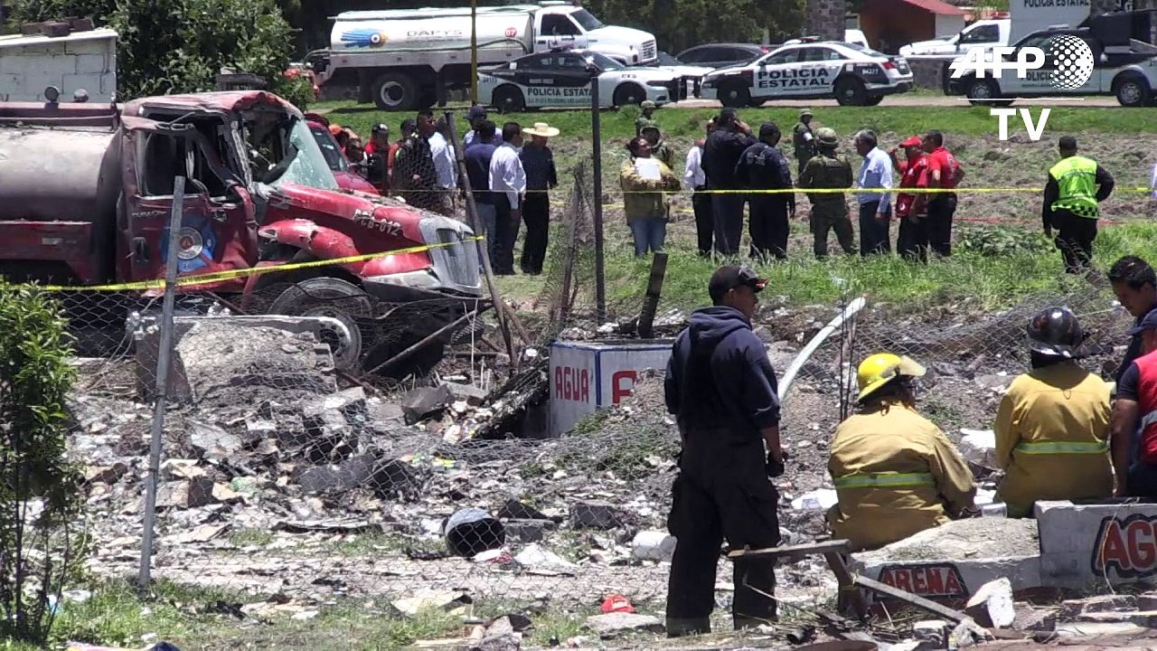 24 قتيلا على الأقل بانفجارات داخل مستودعات للأل...