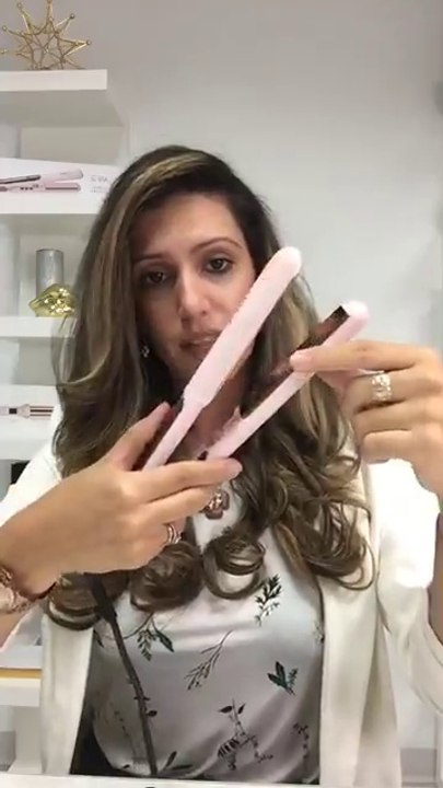 How to get gorgeous curls with straightener - Curly hair tutorial