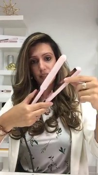 How to get gorgeous curls with straightener - Curly hair tutorial