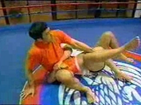 Kazushi Sakuraba Techniques - 10 - Clé de genoux