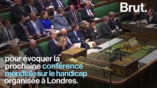 En plein Parlement britannique, une ministre traduit son discours en langue des signes