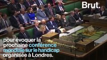 En plein Parlement britannique, une ministre traduit son discours en langue des signes