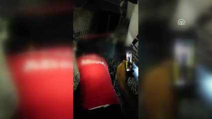 Tır refüje çarptı: 1 ölü - ADANA