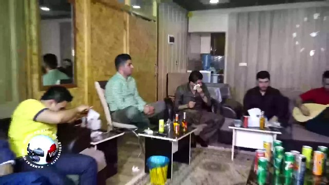 Awat Bokani Gorani Shoxi Balla Nemam-ئاوات بۆکانی دانیشتنی ڕێبەر چەمرگەیی و یوسف بەرزنجی تراکی-٣