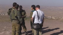 Miles de desplazados sirios se refugian en el Golán ante los ojos de Israel