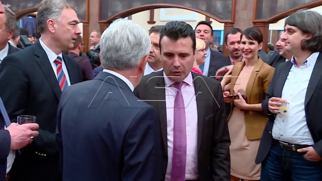 Пенс ја потврди поддршката на САД за Договорот за името