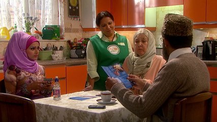 Citizen Khan S03E01 Naani's Return