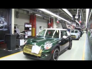Assembly at MINI Plant Oxford in 2013