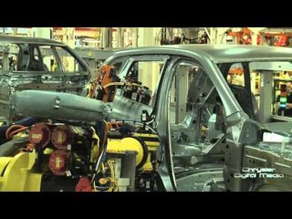 2014 Jeep Cherokee Production | AutoMotoTV