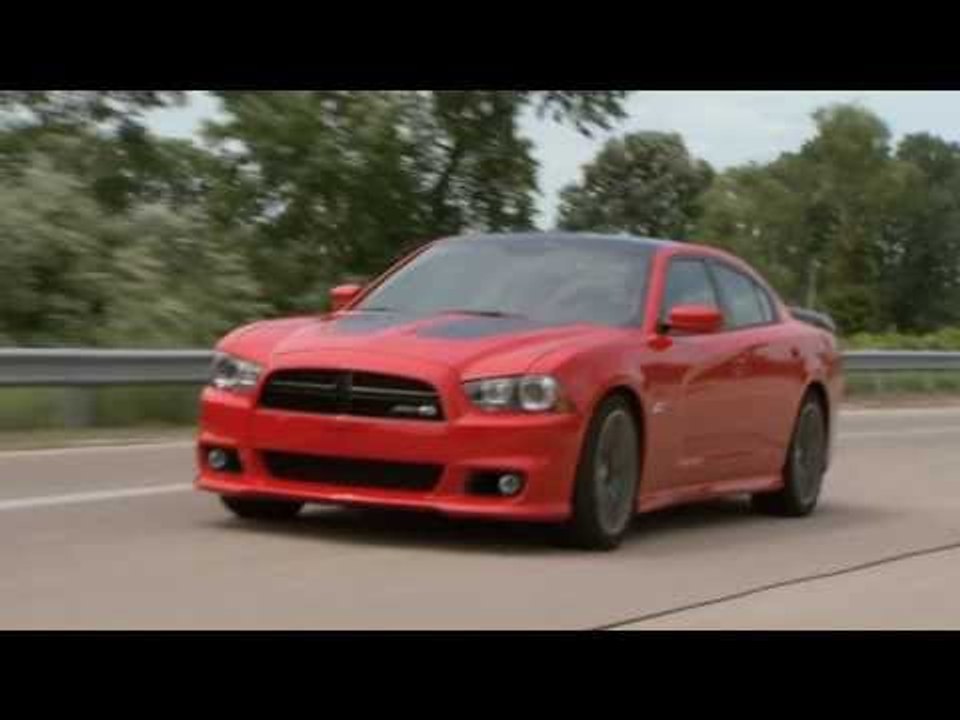 2014 Dodge Charger SRT Super Bee | AutoMotoTV