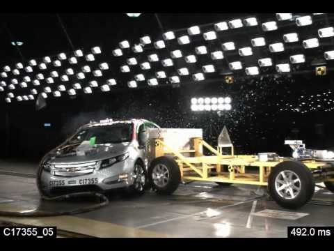 Chevrolet Volt 31 MPH IIHS Side Impact Side View