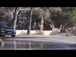The new Mercedes-Benz GL-Class Slow Motion