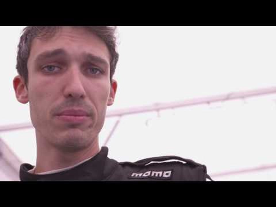 Looking at the Porsche Motorsport Car | AutoMotoTV