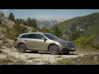 Opel Insignia Country & Sport Overview | AutoMotoTV