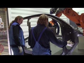 BMW i production - RTM press | AutoMotoTV