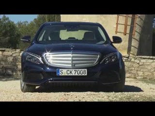 Mercedes-Benz C 250 Cavansite Blue Exterior Design | AutoMotoTV