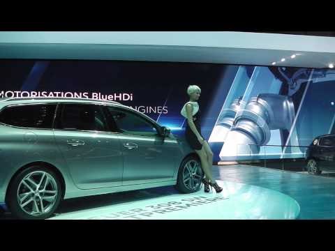 PEUGEOT 308 SW at Geneva Motor Show 2014 | AutoMotoTV