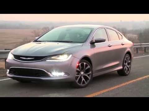 2015 Chrysler 200C Design | AutoMotoTV