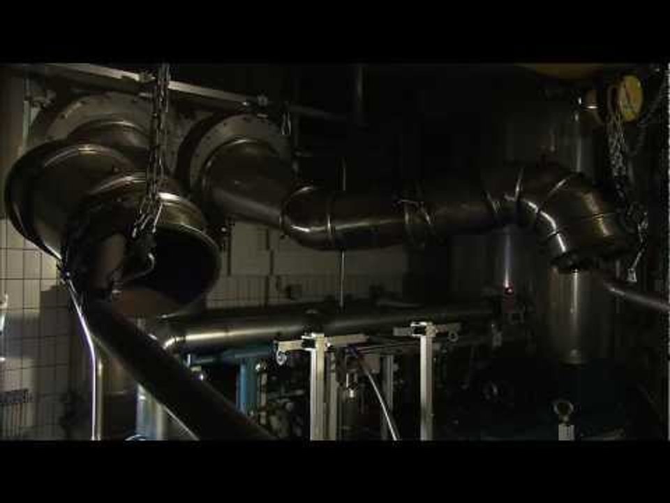 BMW DTM   Engine test bench