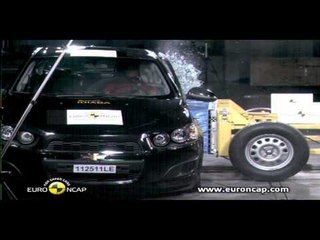 CHEVROLET Aveo Crash Tests 2011