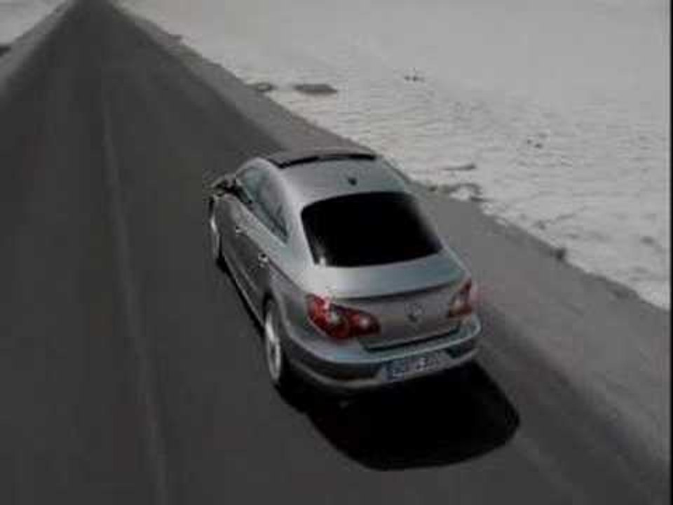 Volkswagen Passat CC - driving