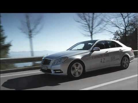 Mercedes Benz E 300 BlueTEC HYBRID Sailing