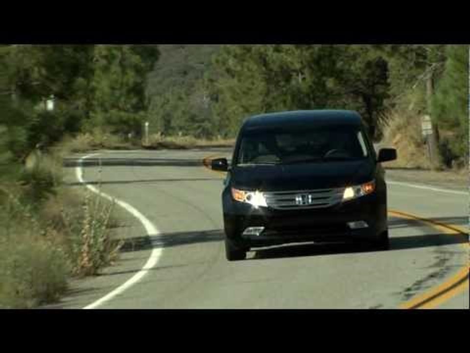2012 Honda Odyssey Touring   Action Shots