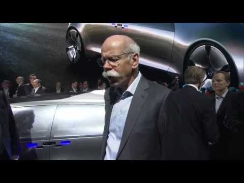 Mercedes-Benz F 015 Luxury - Interview Dr. Dieter Zetsche | AutoMotoTV
