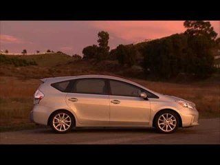 2011 NAIAS   Toyota Prius exterior