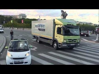 Mercedes Benz Paris Motor Show 2010 Trailer Tomorrow