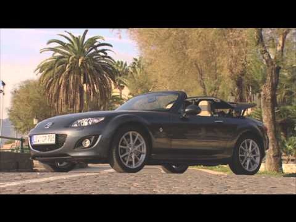 MAZDA MX-5 Generation 3 - Driving Video in silver | AutoMotoTV