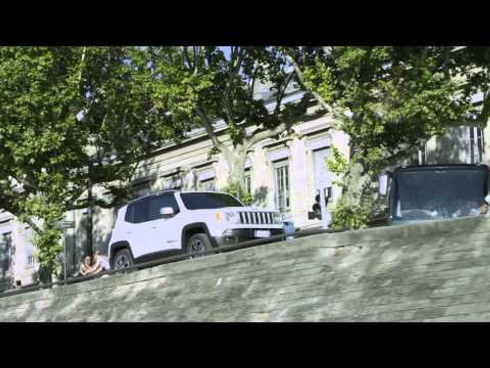 Jeep Renegade Limited Driving Video | AutoMotoTV