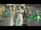 2014 Renault Trafic manufacturing at Sandouville plant 1 | AutoMotoTV