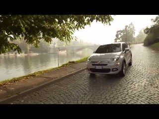 The new Fiat 500X crossover - Driving in the city Trailer | AutoMotoTV