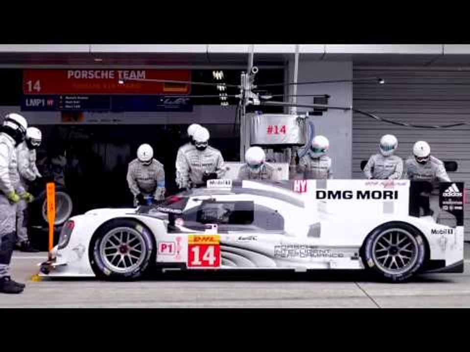Porsche Journey to the final round | AutoMotoTV