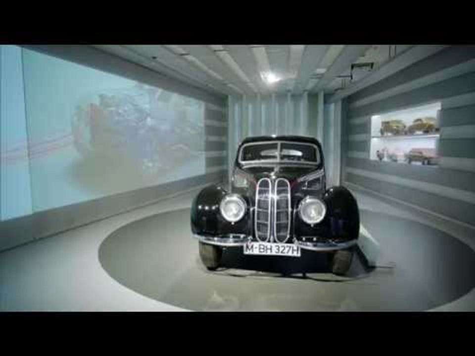A Night at the BMW Museum - lightweight frame BMW 328 (1939) and BMW 327/28 (1938) | AutoMotoTV